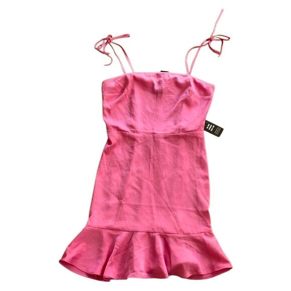 NWT Express Ruffle Hem Fit n Flare Mini Dress Barbie pink Small - Picture 2 of 7